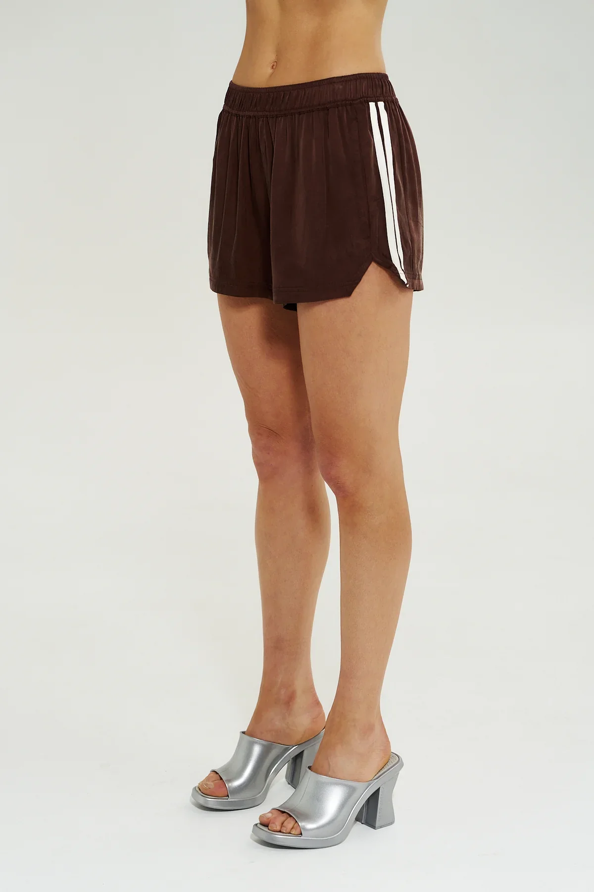 Sporty Shorty - Chocolate - Image 3